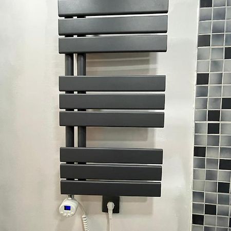 Апартаменти Bright: Flat With Balcony - Kitchen - Free Parking Берлін Екстер'єр фото