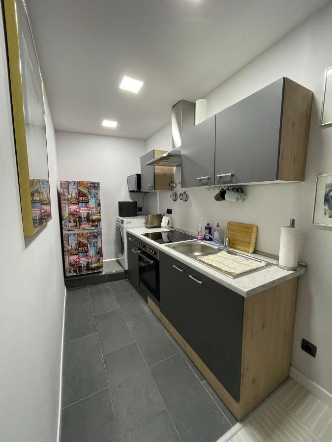Апартаменти Bright: Flat With Balcony - Kitchen - Free Parking Берлін Екстер'єр фото